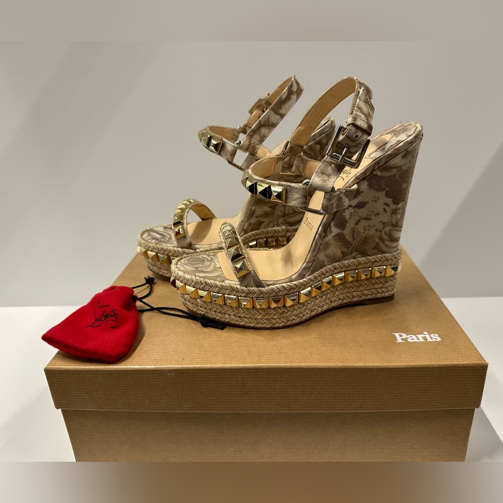 Christian Louboutin Cataclou 140 size 36